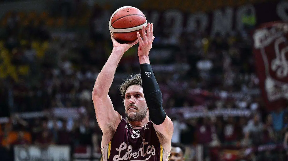 Colpo Livorno, blindato Matt Tiby: c'è il rinnovo fino al 2027