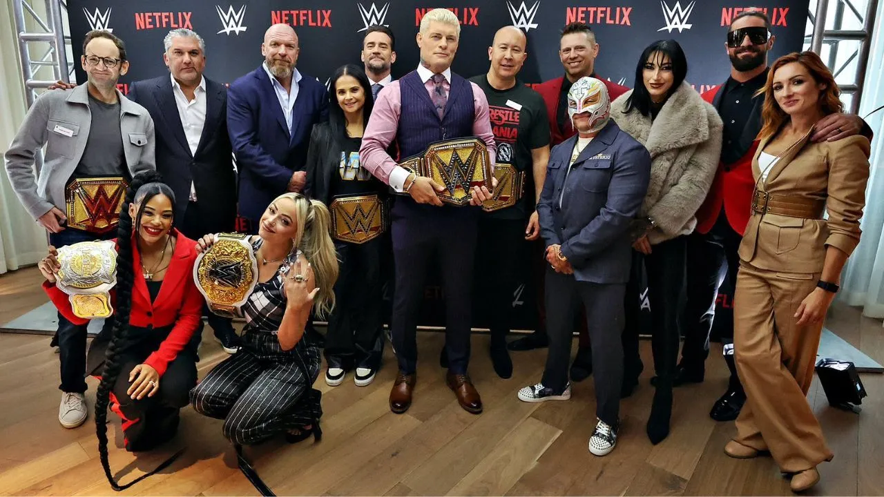WWE: Becky Lynch zeigt sich bei Netflix-Event, heißes Gerücht dementiert, News zum Raw-Wechsel