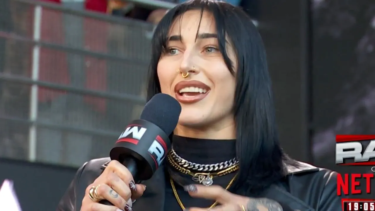 WWE macht heiß erwartete Ankündigung um Rhea Ripley + Raw-Kader erhält Promi-Zuwachs