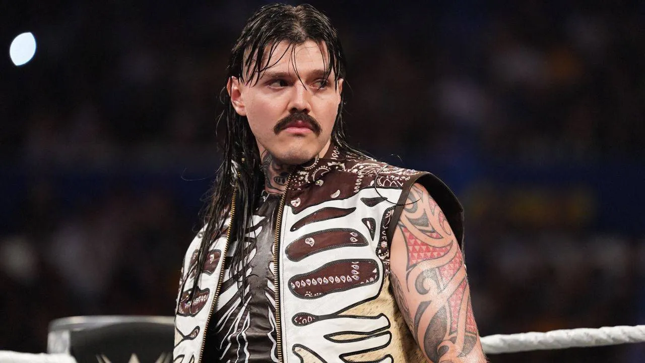 Bitte was? WWE zeigt Dominik Mysterio als AEW-Champion!