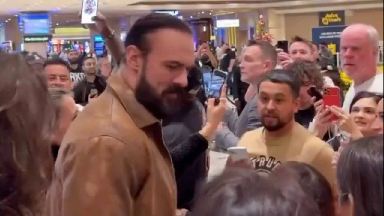 wwe_hotel_chaos_wrestlemania_42