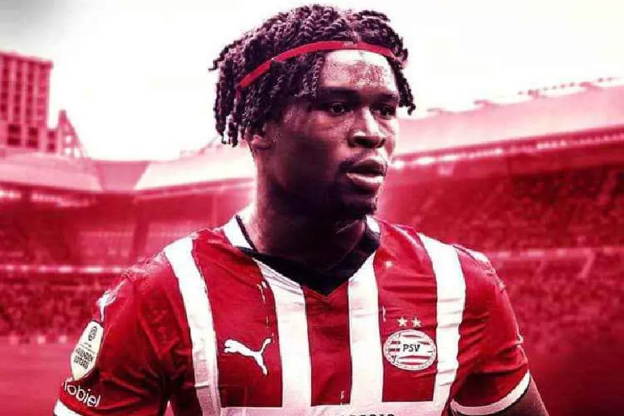 16 miljoen euro voor Ryan Flamingo en Adamo Nagalo, Peter Bosz licht situatie toe