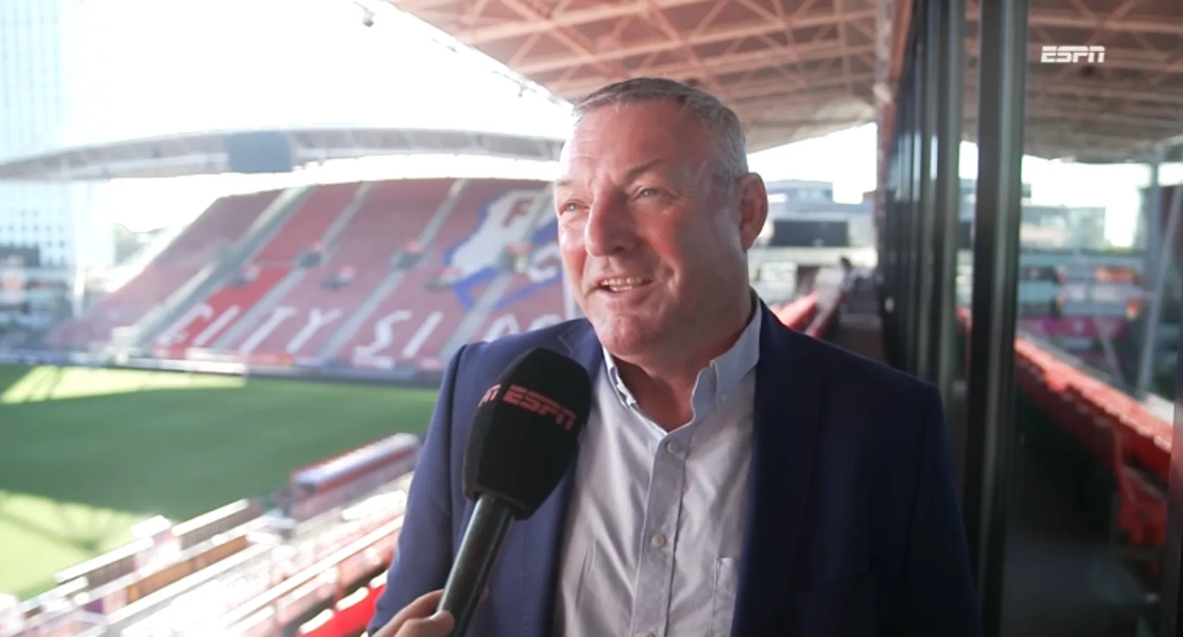 Bevestiging Ron Jans | Stewart in onderhandeling met FC Utrecht voor niet fitte aanvaller