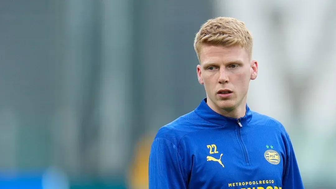 Van der Doelen oneens over 'beschuldiging' bij 3-2 | 'Een speler als Schouten was dit niet overkomen'
