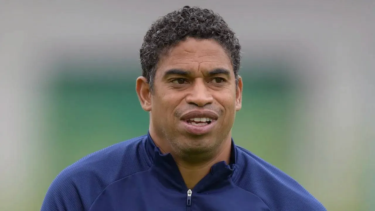 In alle rust toewerken naar PSV - Ajax | Couhaib Driouech maakt op eigen verzoek geen deel uit van selectie van Reiziger