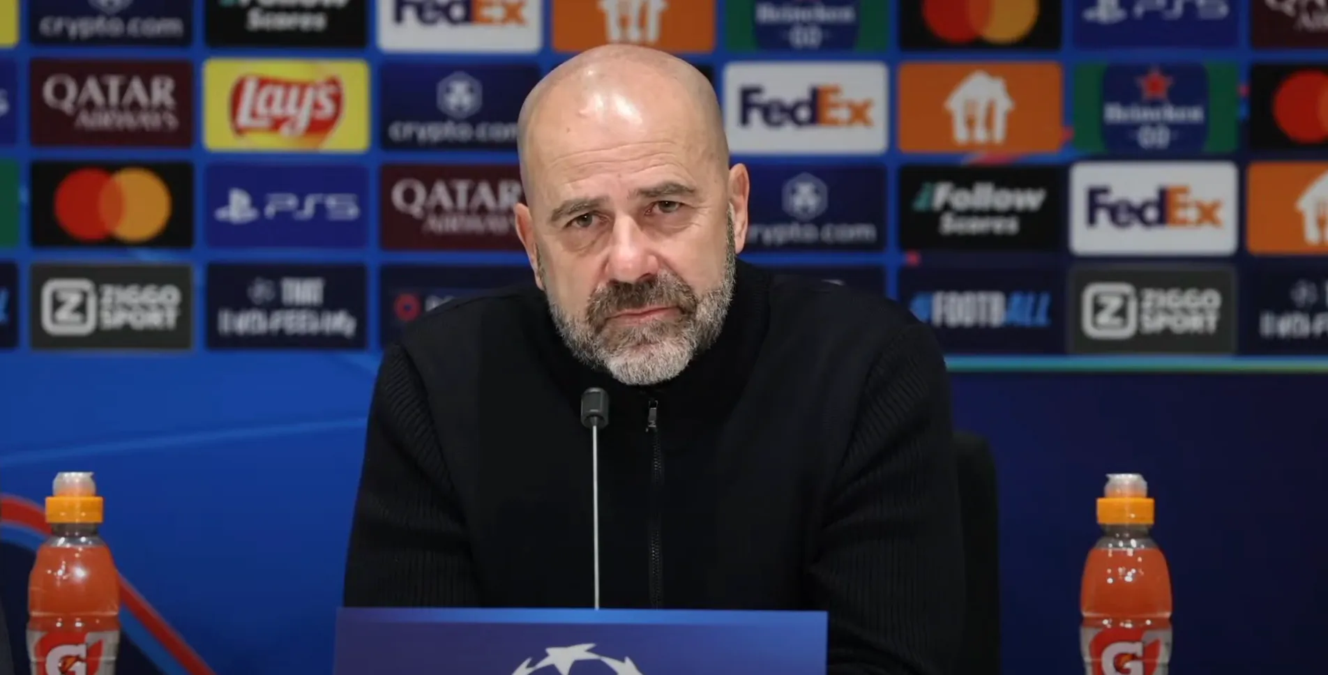 Peter Bosz ergerde zich kapot aan Bakayoko en Babadi: 'Had ze tot onder de knie afgezaagd'