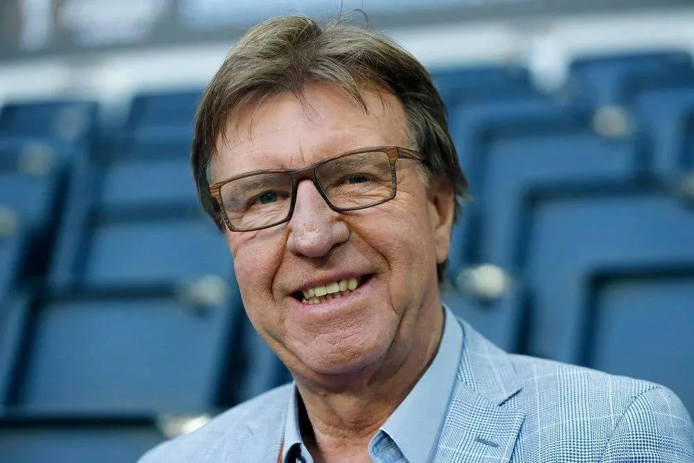 Aad de Mos blij met vertrek 'middelmaat' Walter Benítez: '35 miljoen euro voor Malik Tillman'