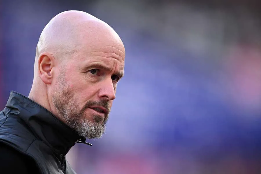 Daar waar Henk Spaan zit, wordt Erik ten Hag nog altijd aan PSV gekoppeld: 'Ten Hag staat klaar'