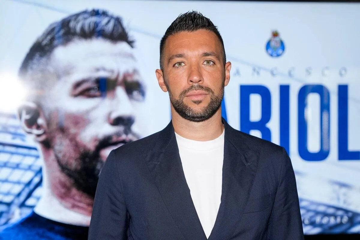 Farioli op de PSV-tour, volgende voormalig PSV'er op weg naar Porto