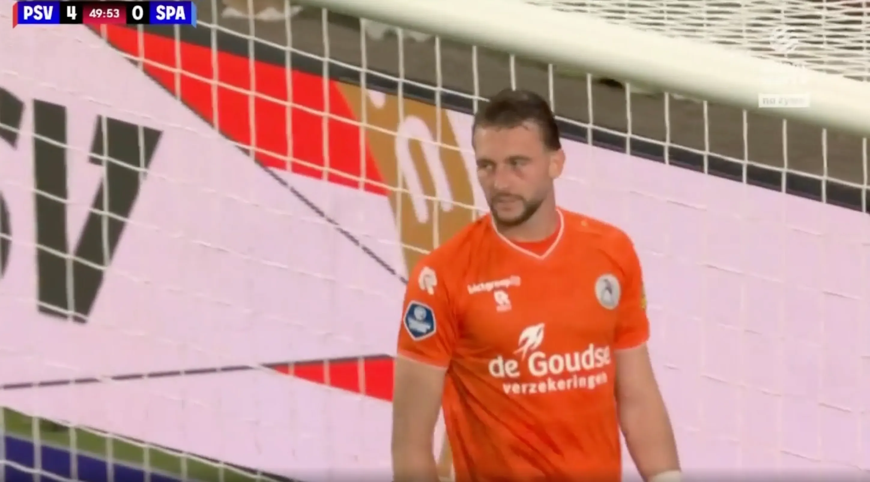 Zien! Drommel maakt tweede ongelooflijke blunder tegen PSV