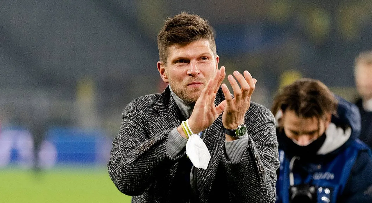 PSV strijdt met twee andere Nederlandse clubs om komst Seb Huntelaar (16), zoon van Klaas-Jan