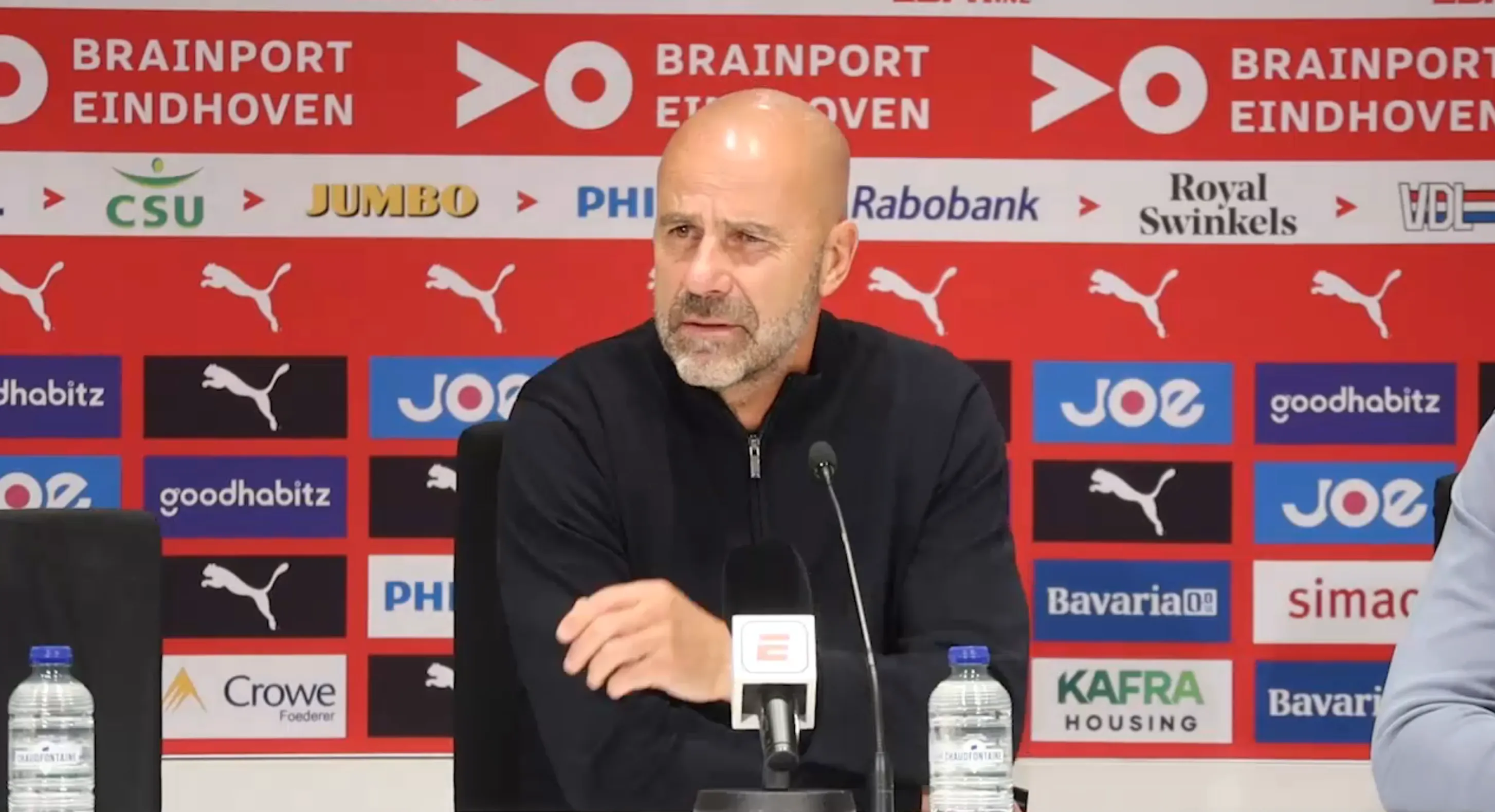 Bosz uit kritiek op Bajraktarevic: 'Moet je bij mij niet doen, verschrikkelijk'