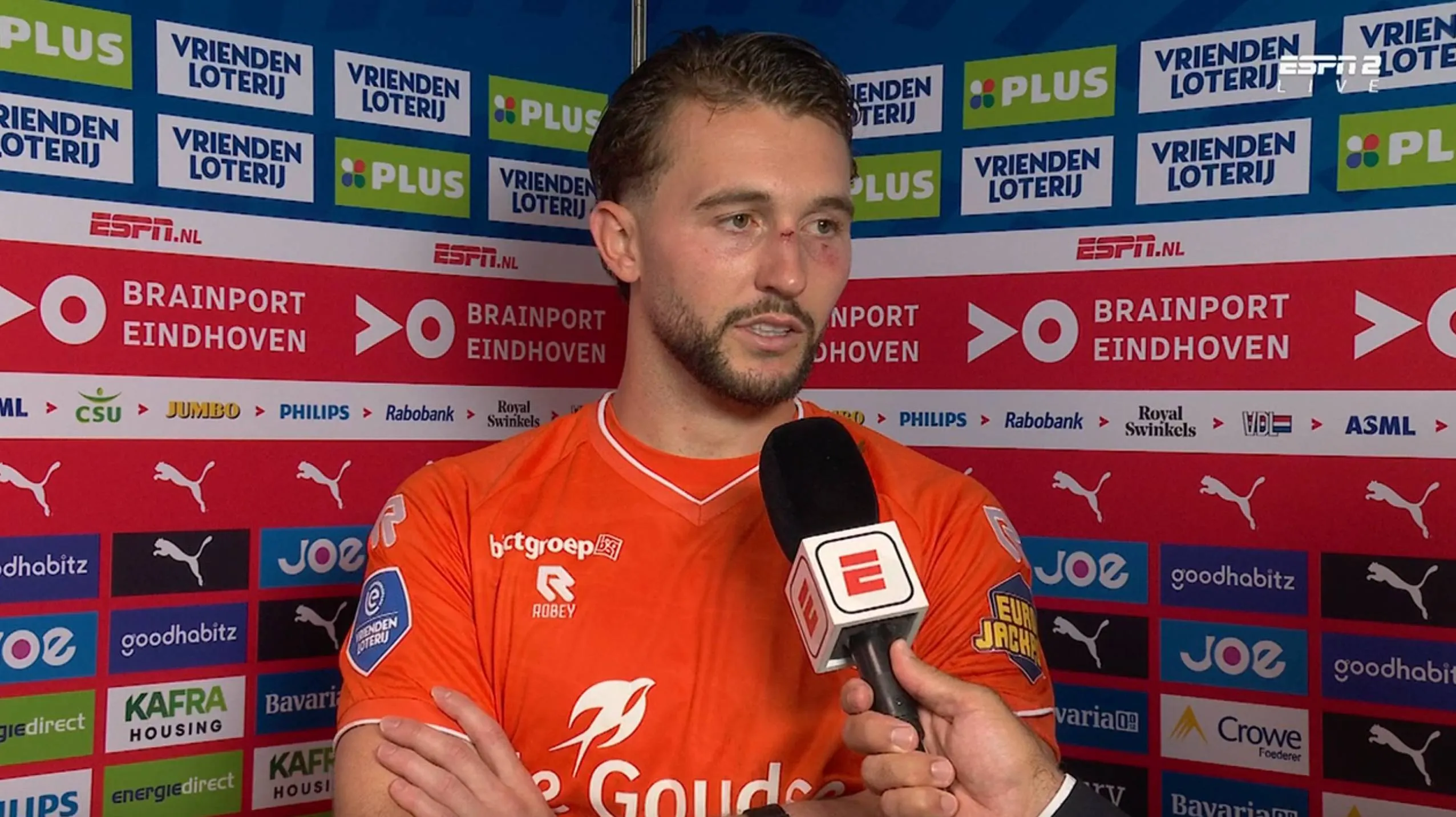 Drommel beleeft nachtmerrie tegen PSV | Doelman reageert op twee grote blunders