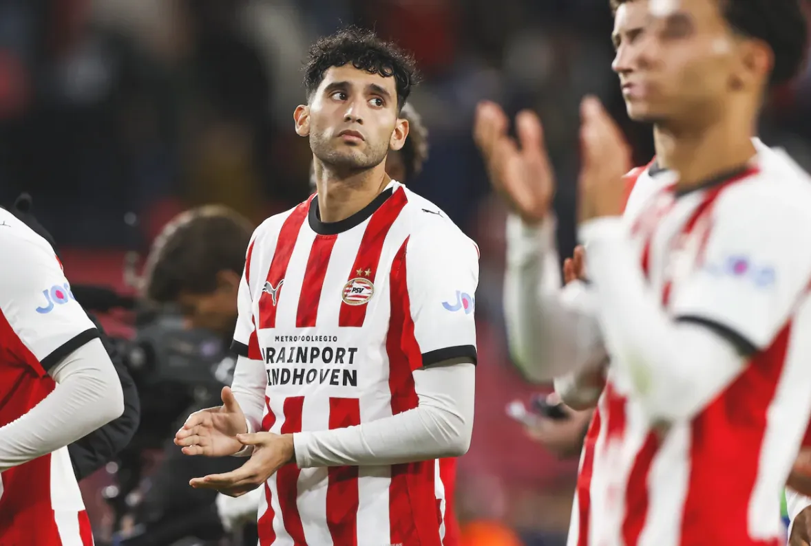 PSV gewaarschuwd: 'Is het begin van een alarmfase'