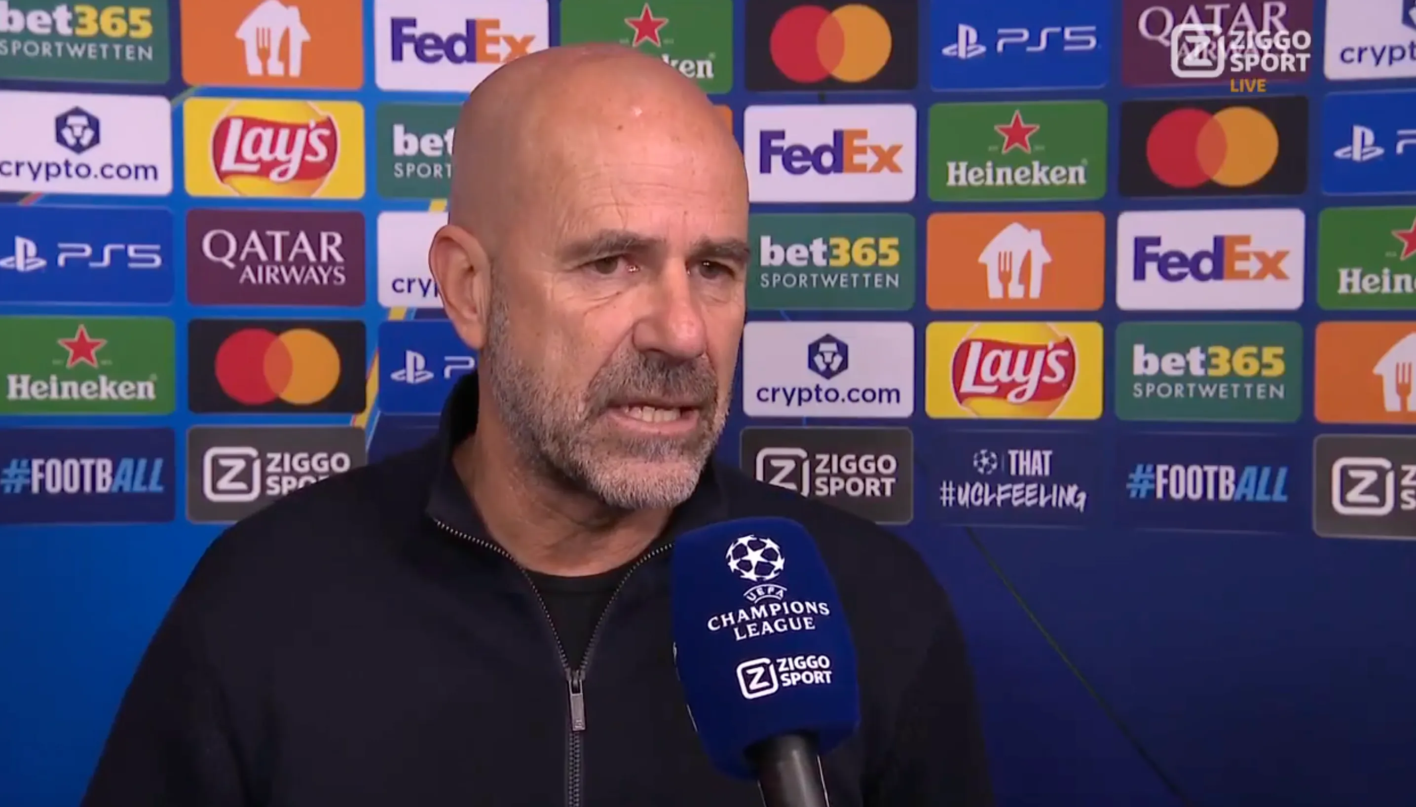 Bosz over bijzonder moment na Leverkusen - PSV: 'Dat is prachtig en terecht'
