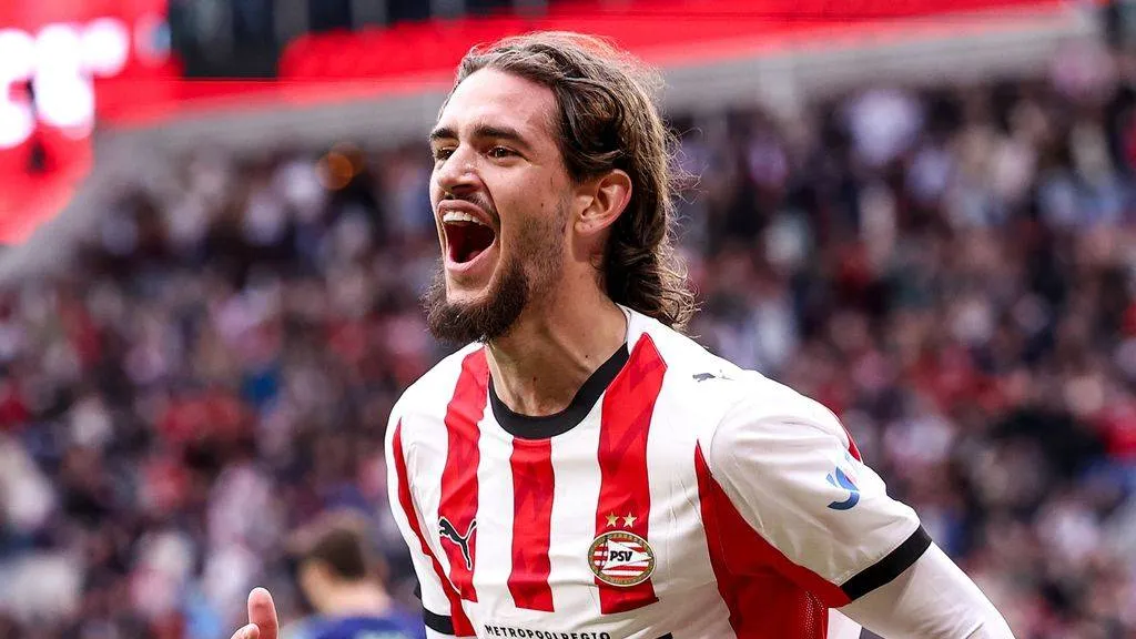 PSV op rapport: één onvoldoende, Gasiorowski de grote uitblinker aan Eindhovense zijde