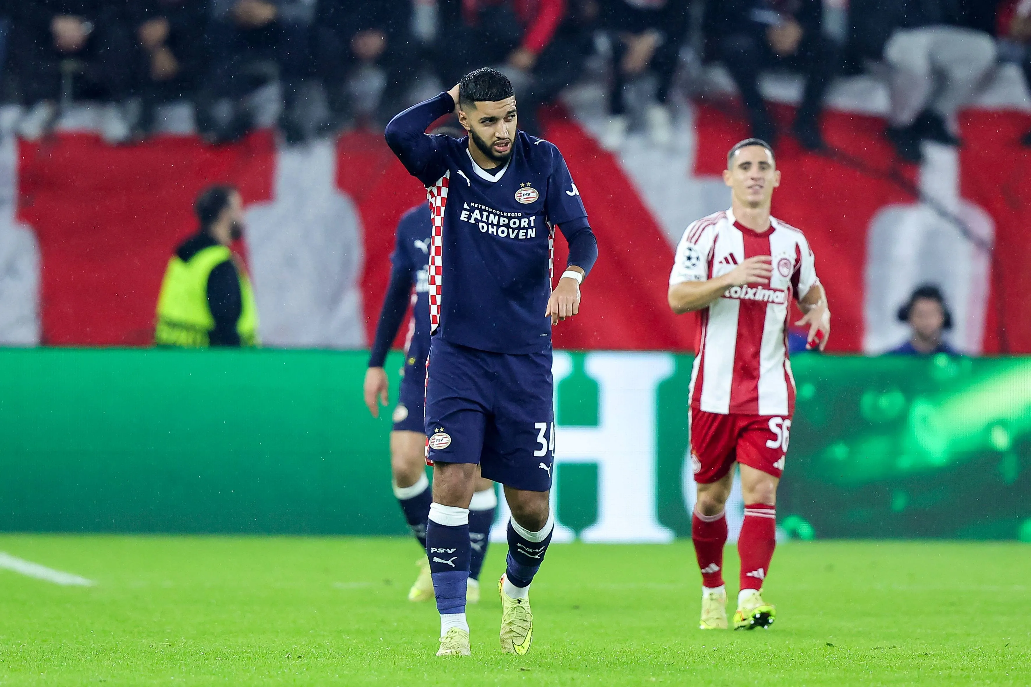 PSV op Rapport: vier onvoldoendes na laat gelijkspel bij Olympiakos