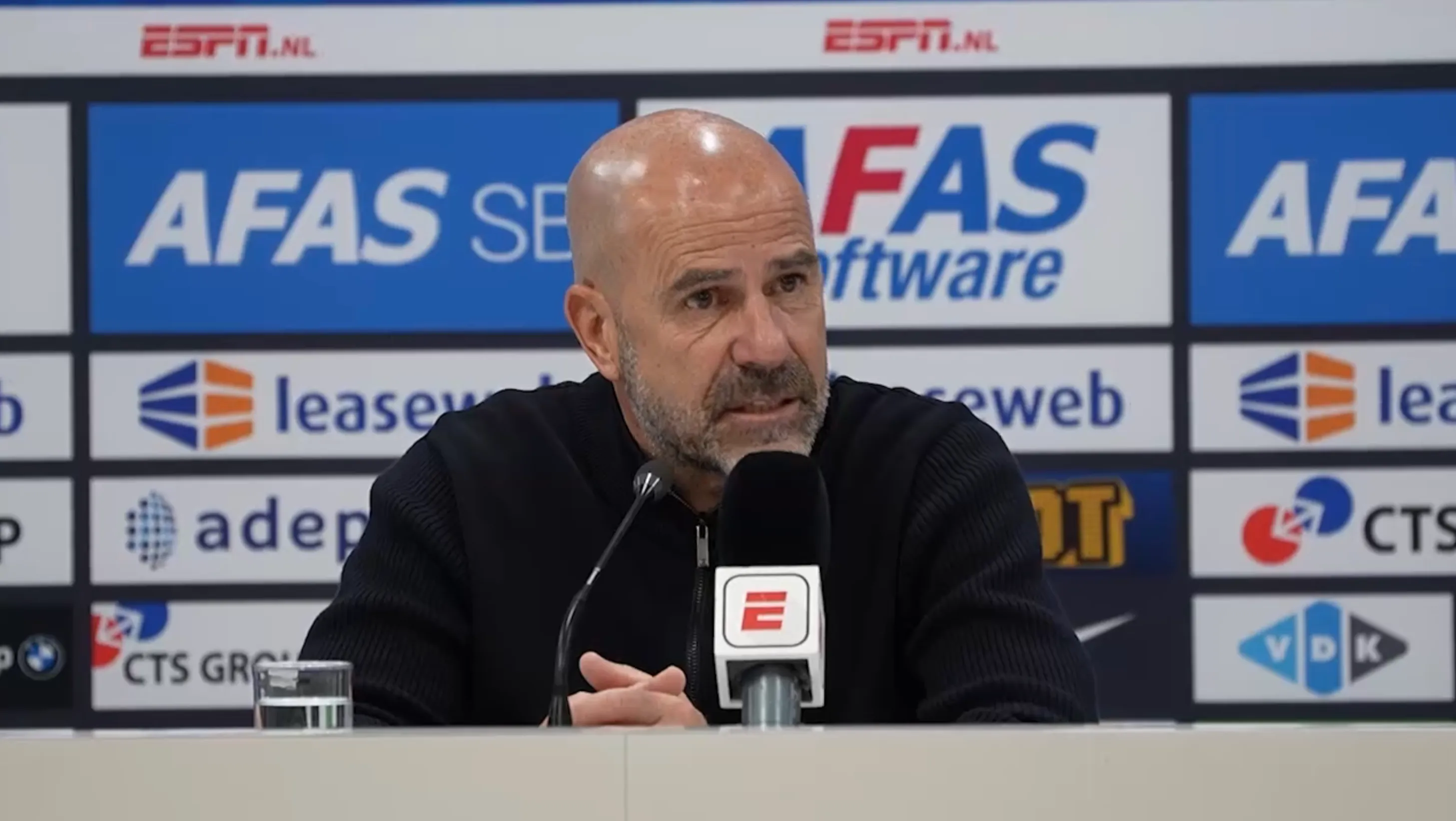 Peter Bosz is heel duidelijk over reserverol Ricardo Pepi bij PSV