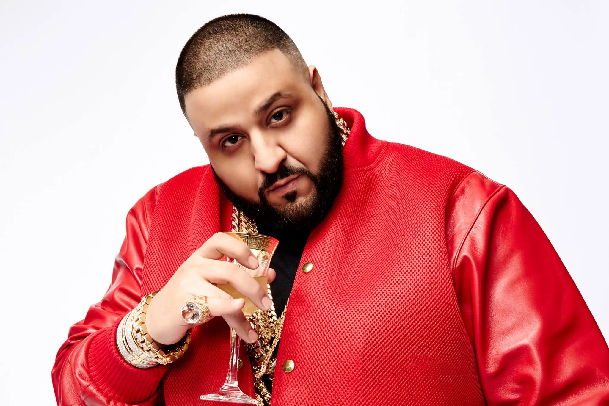 DJ Khaled krijgt na 6ix9ine ook een doodskist opgestuurd, deze keer met de teksten "RIP DRAKE" en "RIP OVO"