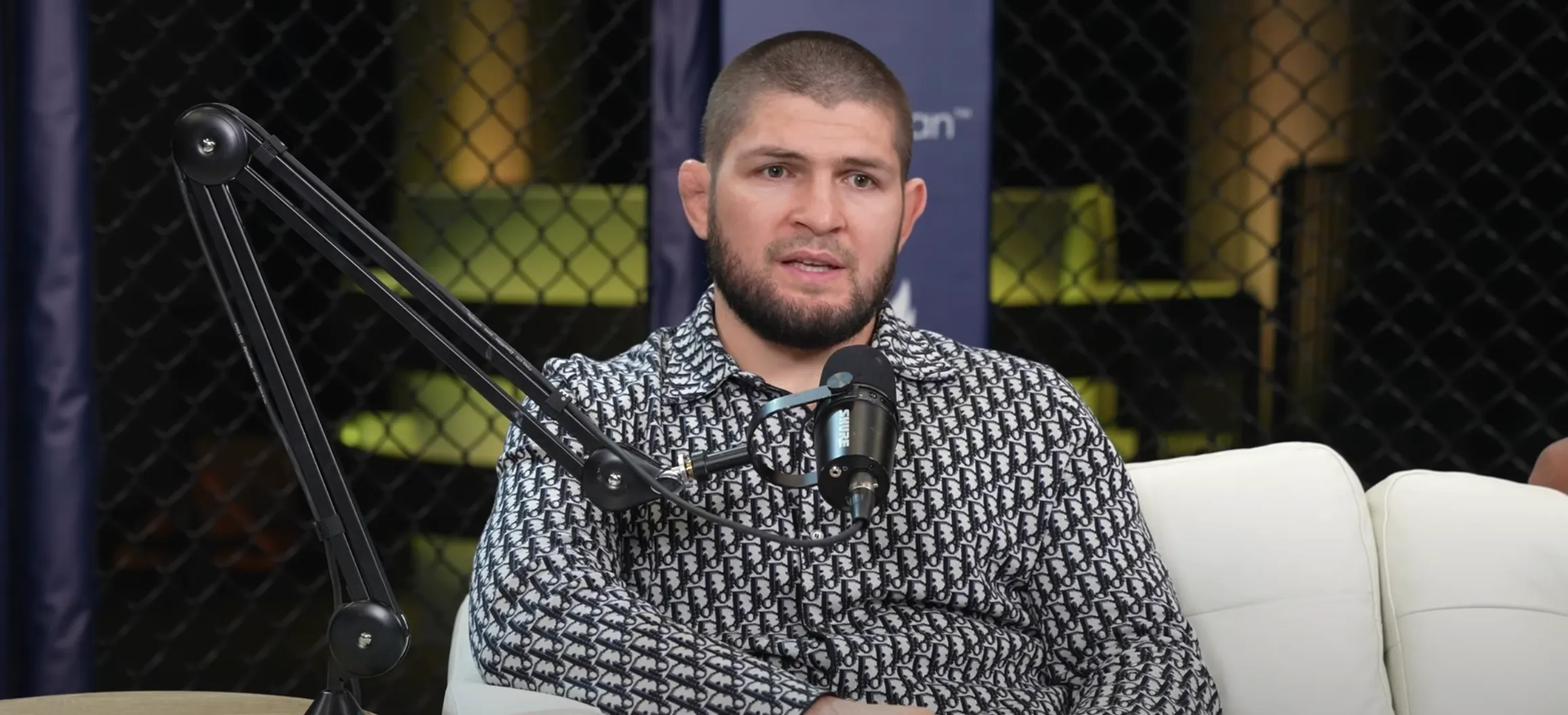 Khabib doet verrassende onthulling over Drake
