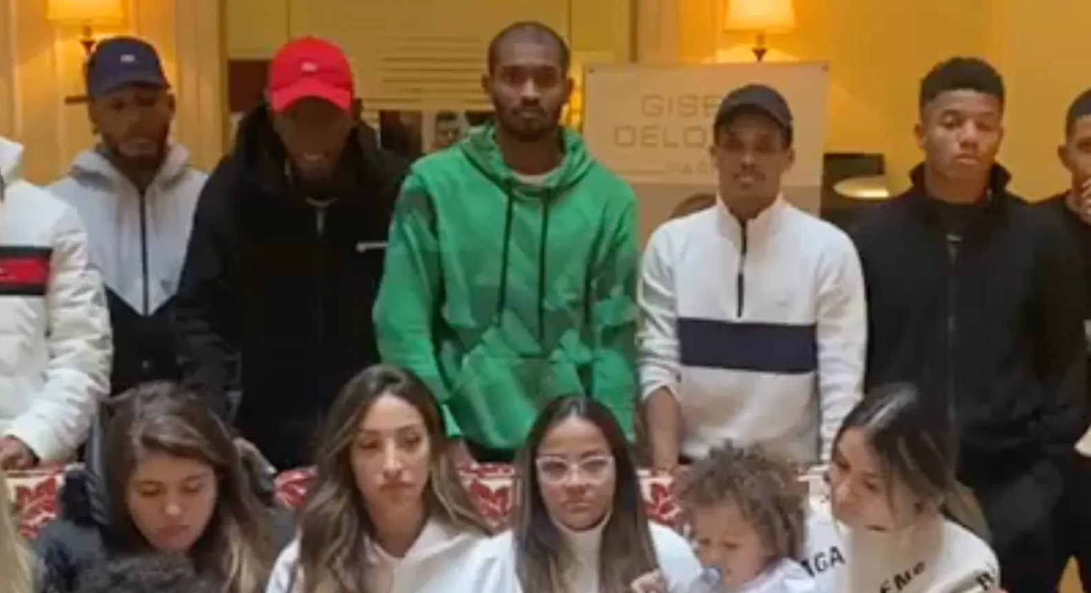 David Neres vraagt vanuit Oekraïne per video om hulp na aanval van Rusland
