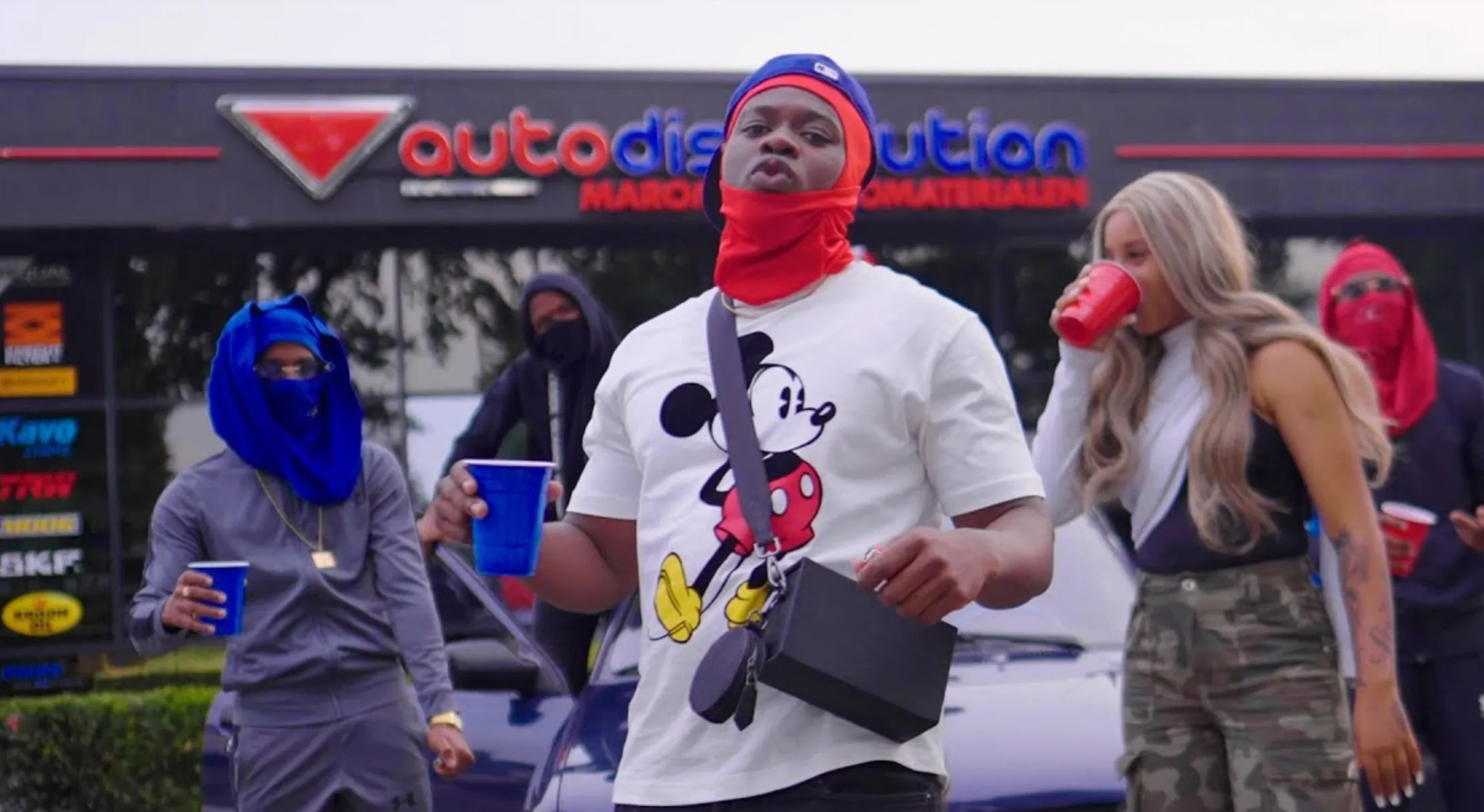 Video: Yeyo Sossa - Kangaroo