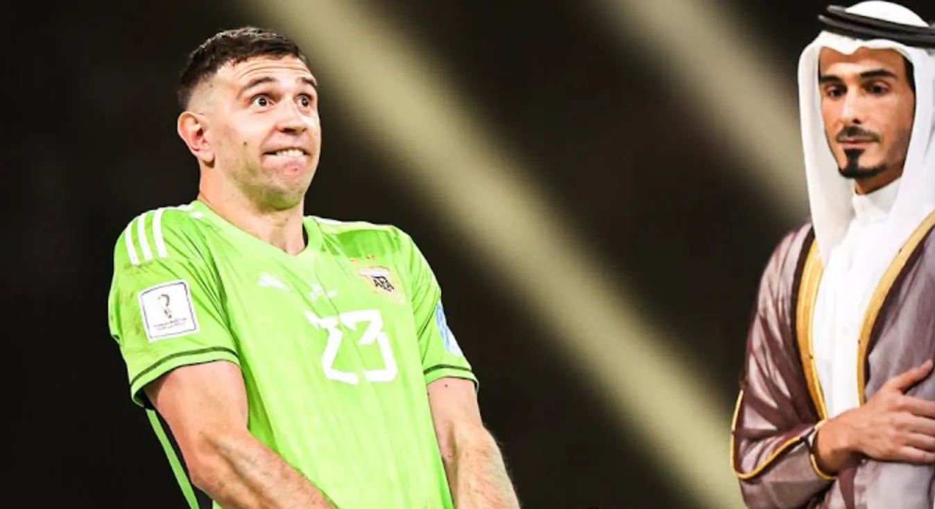 Argentijnse Keeper Martínez verkozen tot beste keeper WK en viert dit op 'respectloze' wijze