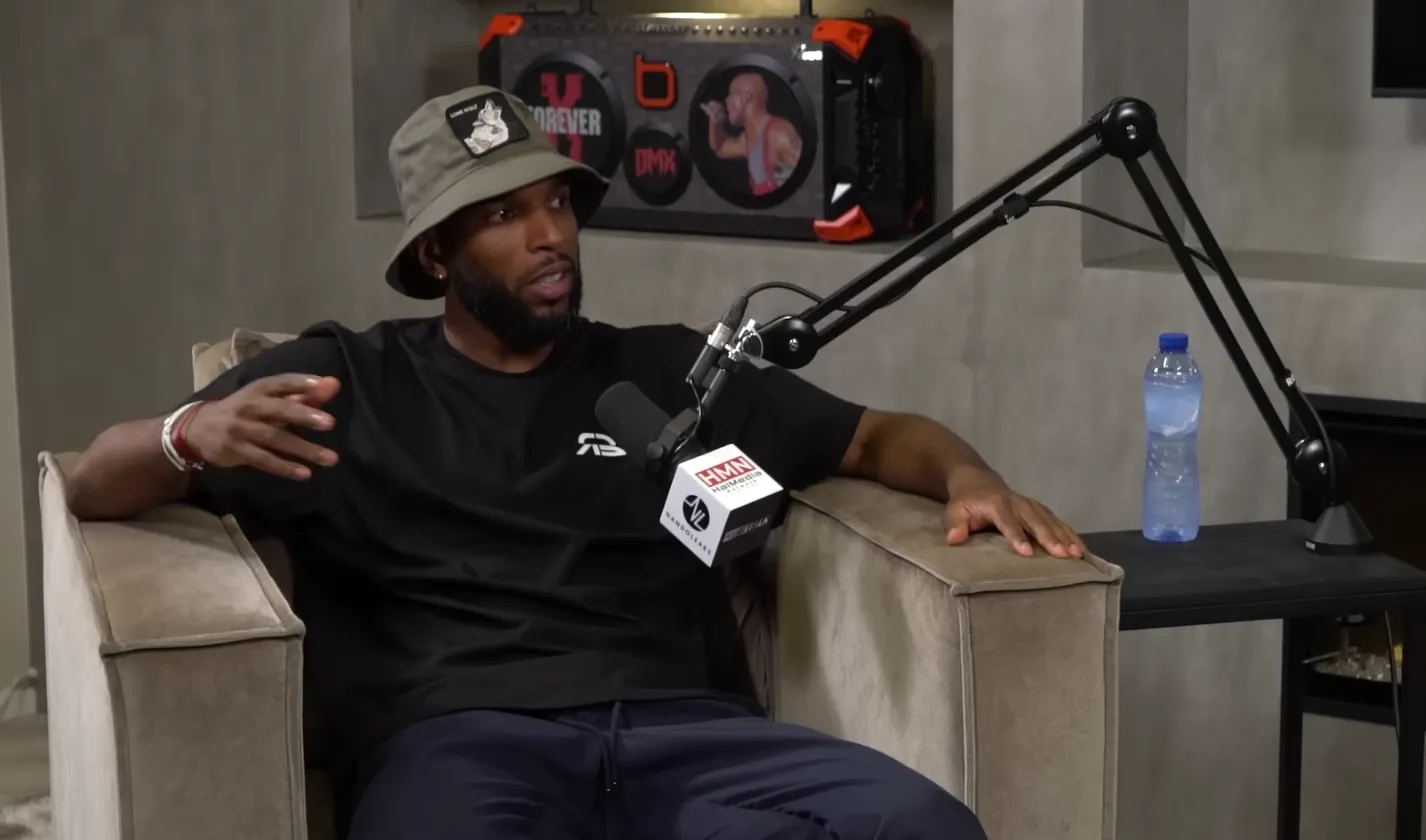 Ryan Babel doet een boekje open over zijn carrière: "Ik kocht een fles champagne van 100 duizend dollar"