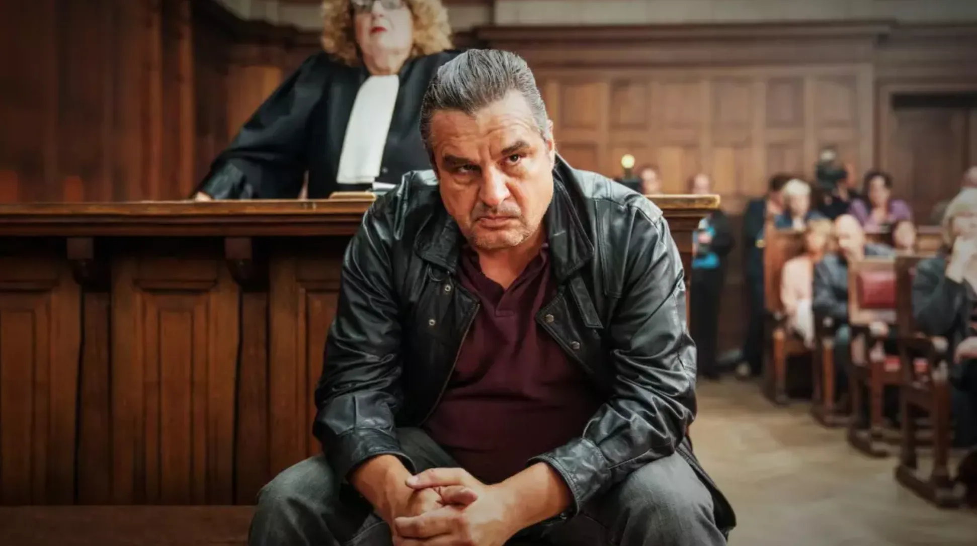 Ferry is terug; Netflix deelt eerste beelden en releasedate van langverwachte Undercover spin-off