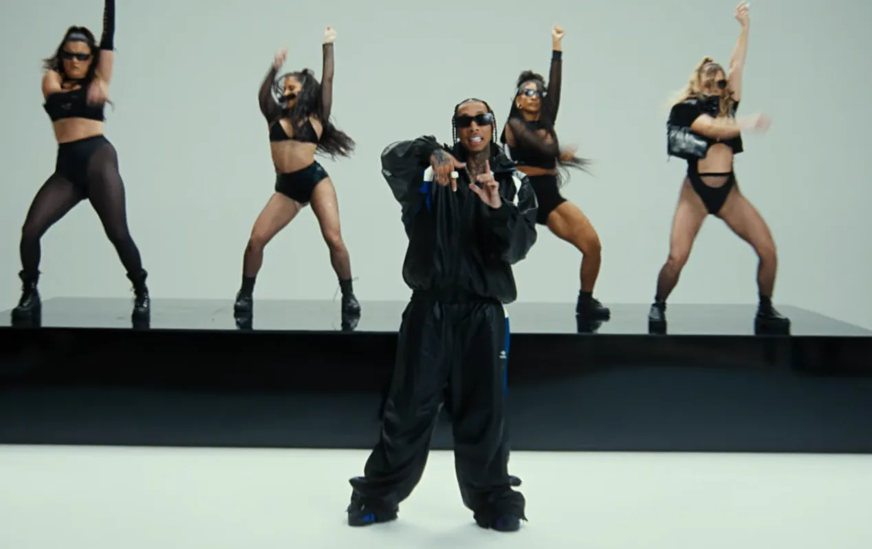 Tyga flipt Vanilla Ice classic in Bops Goin Brazy video