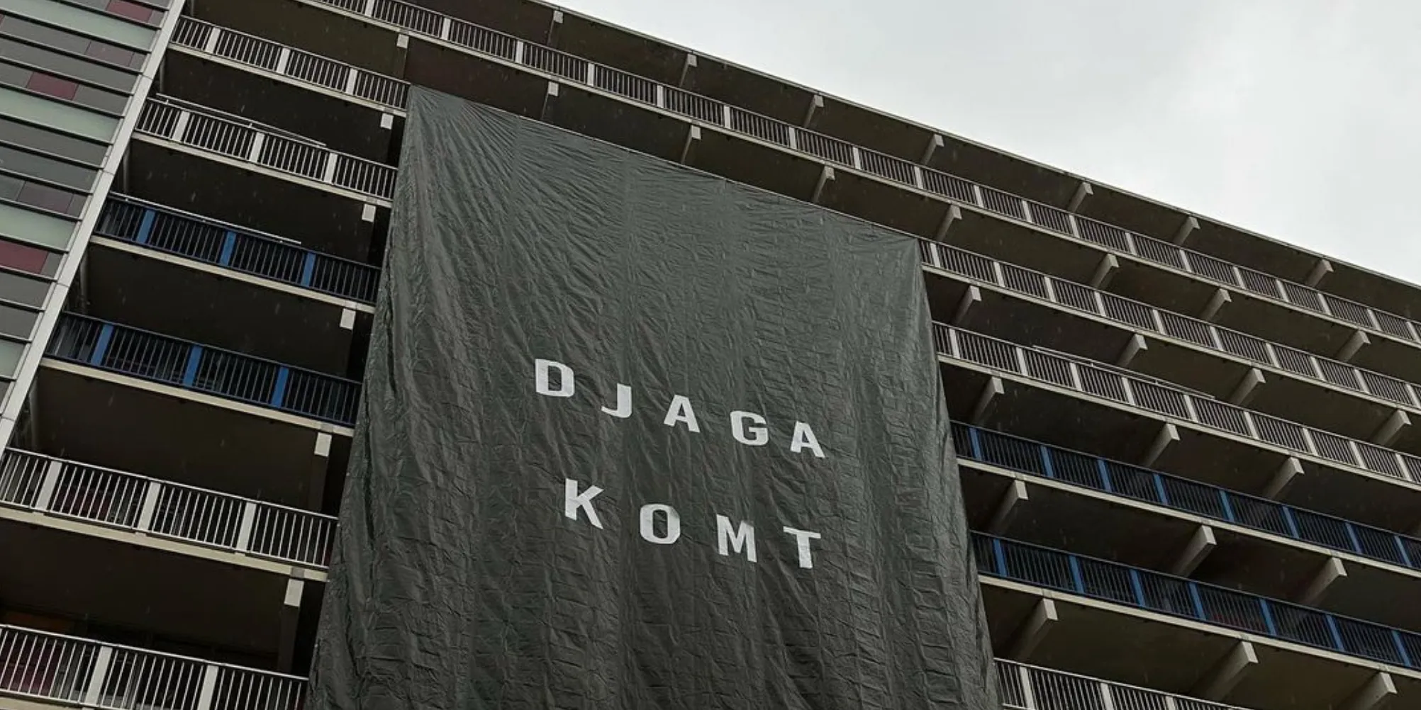 Djaga Djaga steekt JoeyAK een hart onder de riem met nieuwe track Letter To Joey: "Je doet me denken aan de jonge ik"