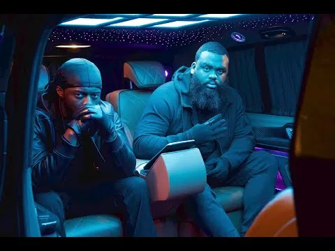Jordymone9 en Eves Laurent flippen kinderliedje in Wielen van de Bus video