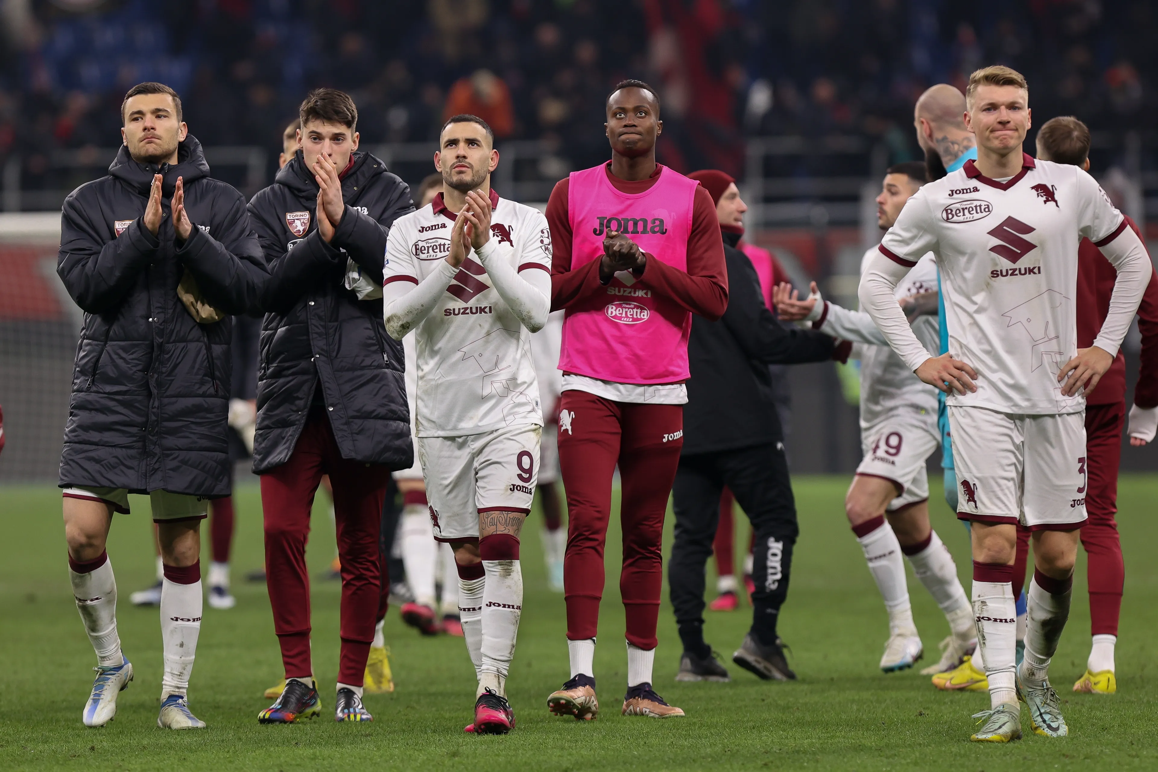 Opmerkelijk: Italiaanse voetballer verdacht van doodsbedreigingen: ‘Zweer dat ik je vermoord’