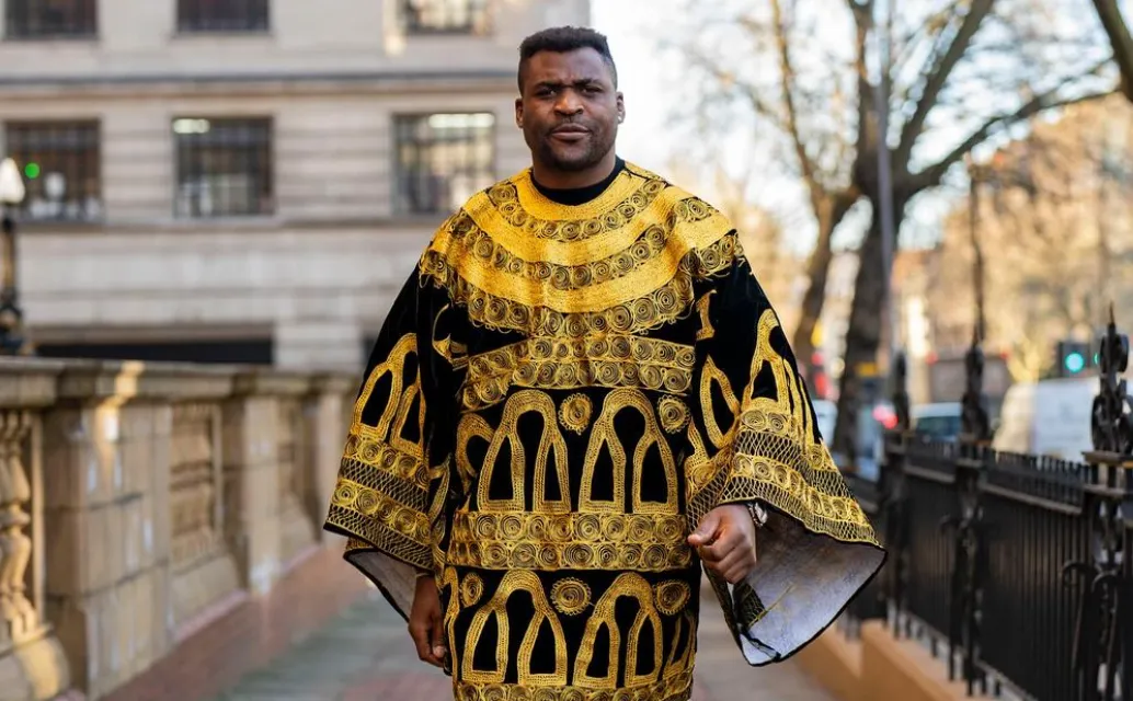 De vechtsport in rouw om het verlies van zoontje UFC-legende Francis Ngannou: "Too soon to leave but yet he's gone"