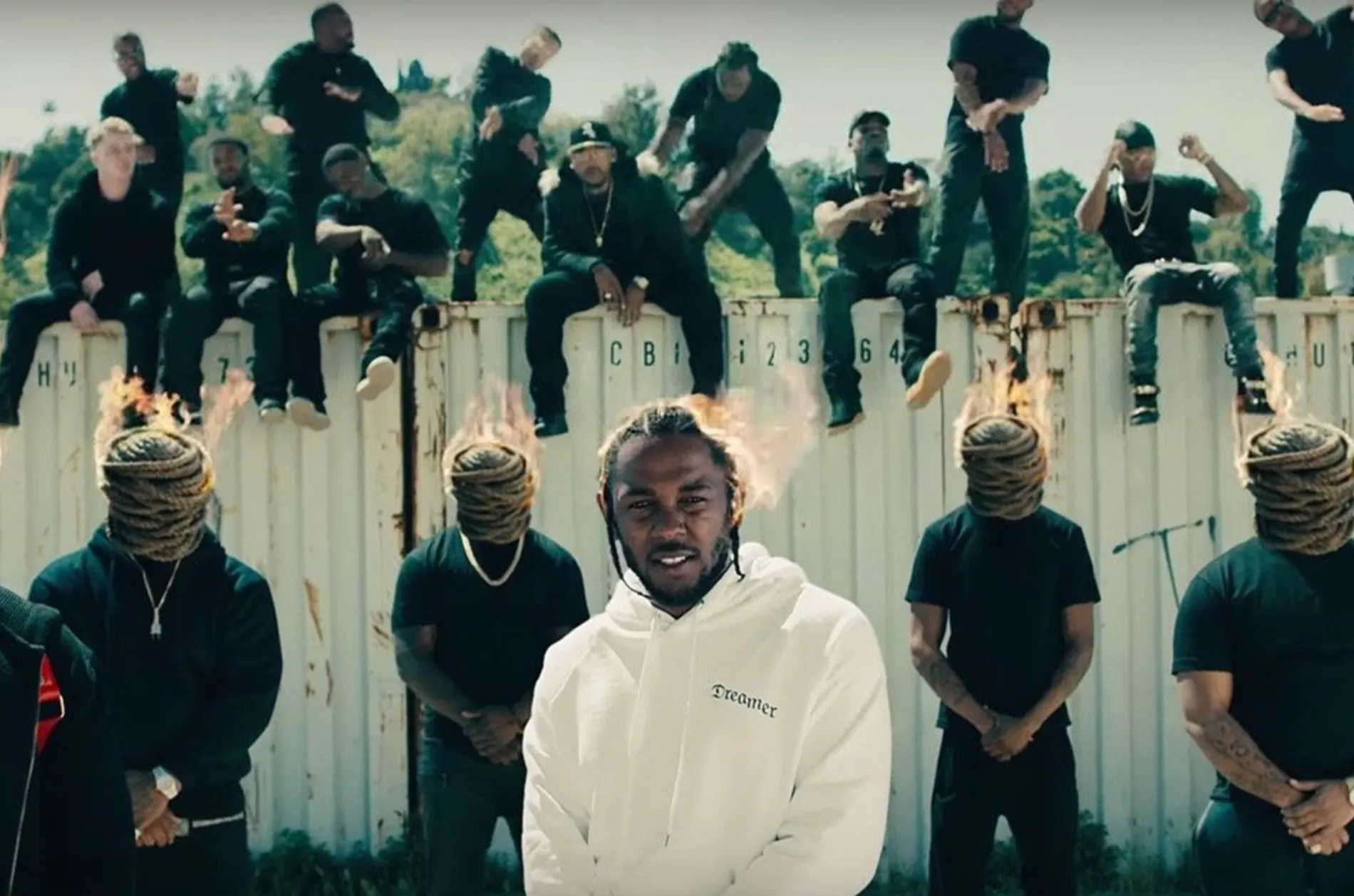 Kendrick Lamar beweert dat Drake een dochter verbergt voor de wereld op disstrack 'Meet The Grahams', Drake ontkent gelijk