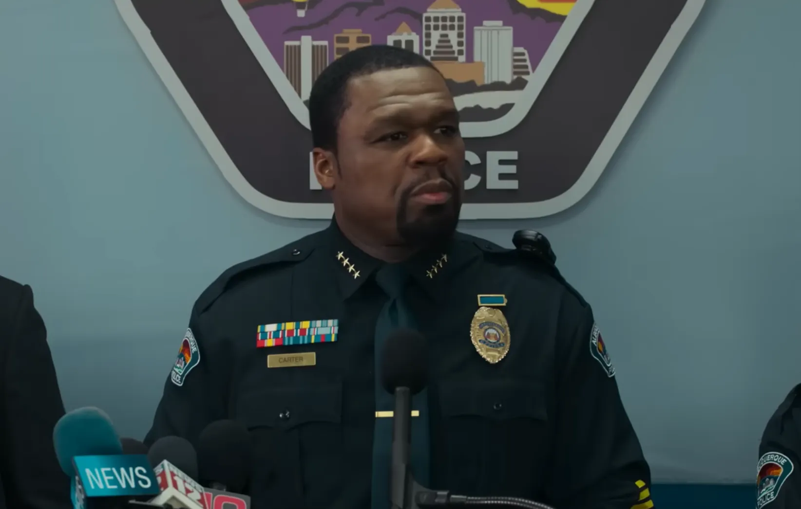 50 Cent overtuigend als politiechef in de trailer van nieuwe thriller Boneyard