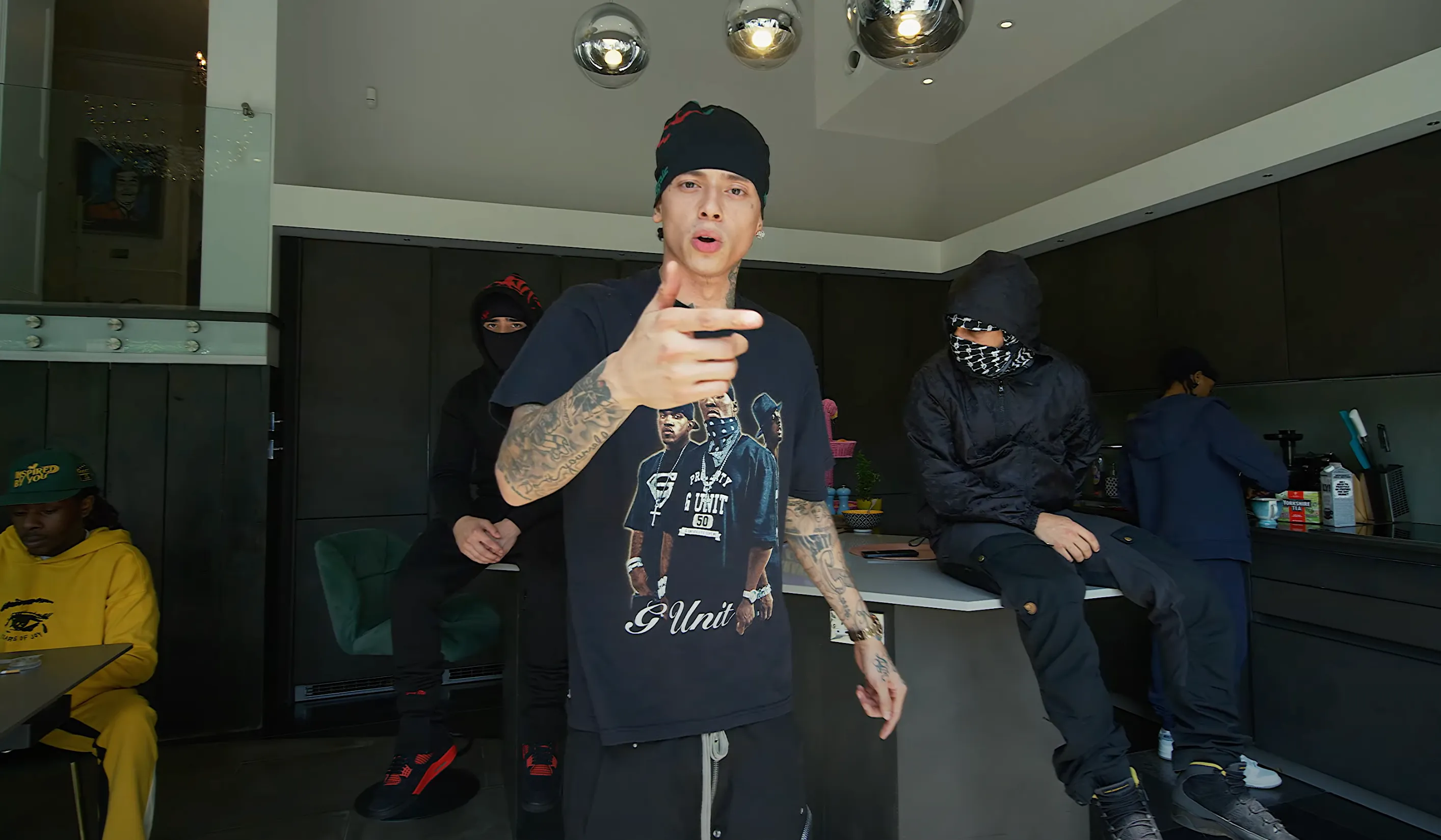 Central Cee is terug en dropt 'CC Freestyle' video