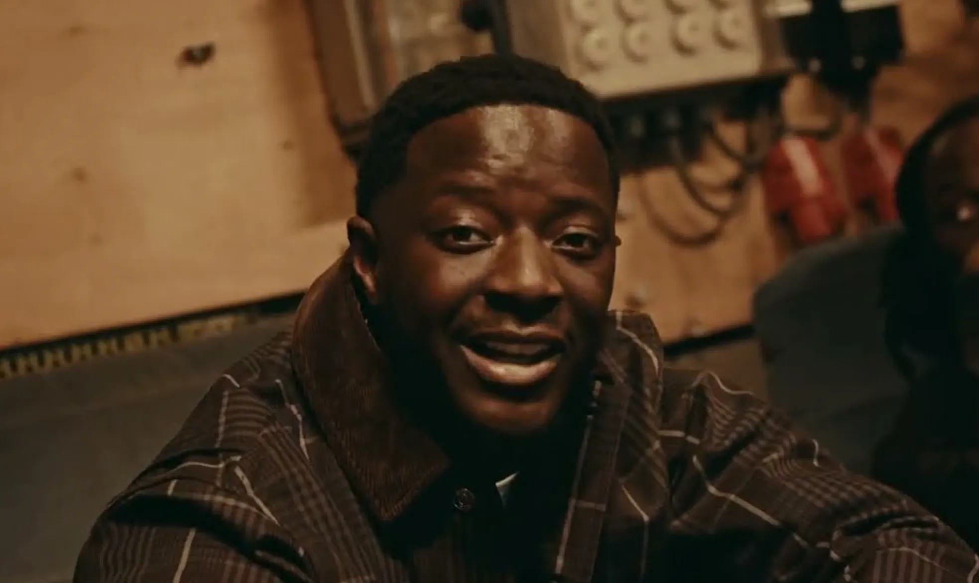 Chivv schakelt Headie One in voor nieuwe track Say Less