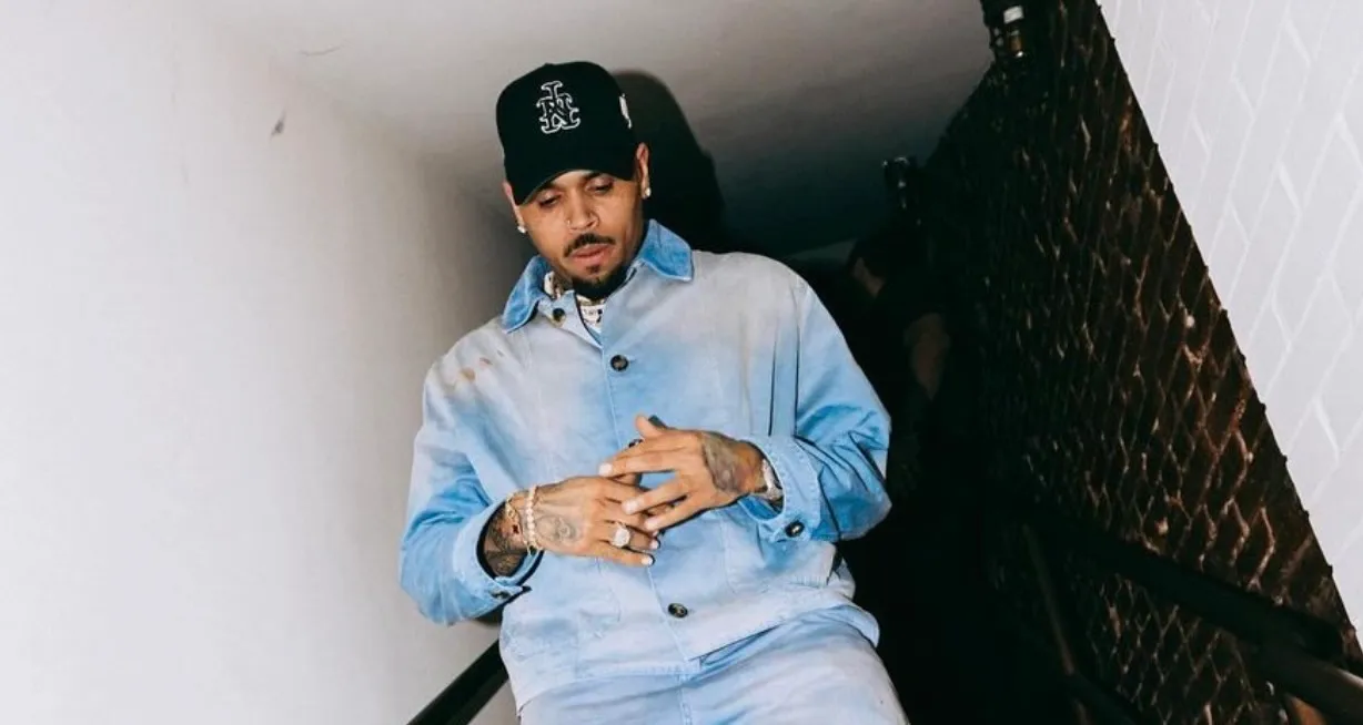 Jaloerse vriend dumpt vrouw na ‘intieme’ meet and greet met Chris Brown