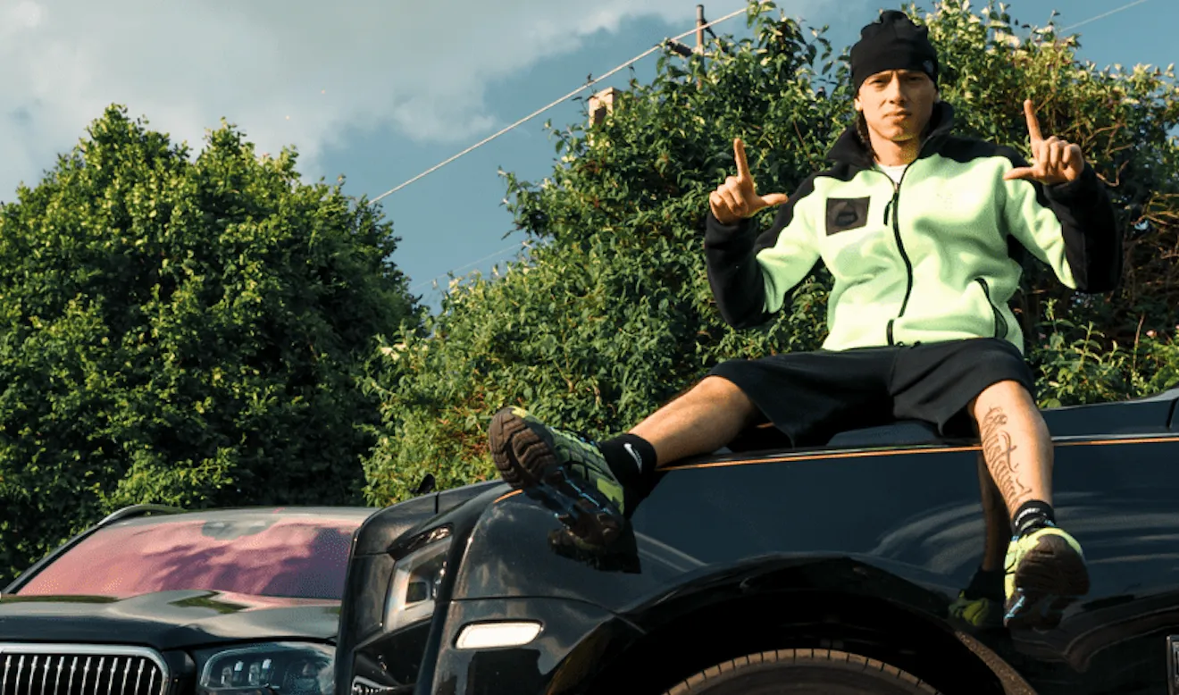 Central Cee start giveaway en gaat zeven ton aan auto's weggeven aan zijn fans