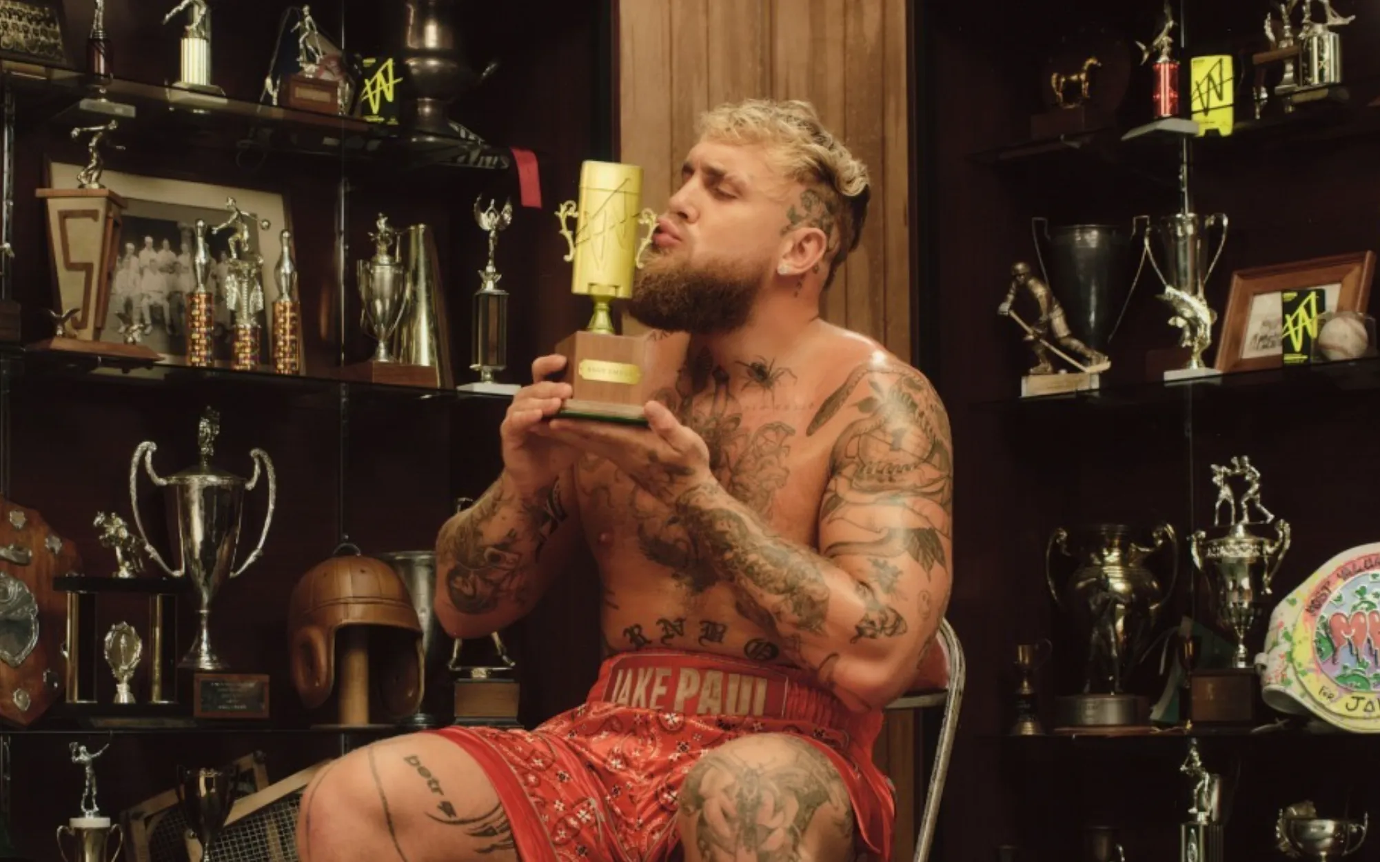 Jake Paul lanceert verzorgingslijn voor mannen, omdat hij vroeger bekend stond als 'That smelly guy'