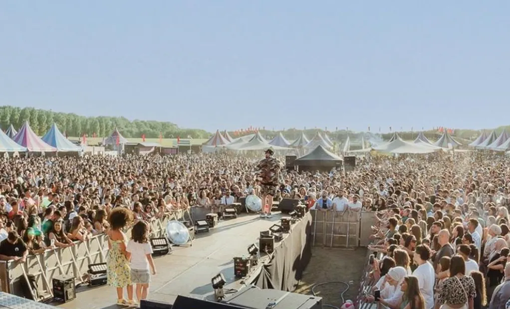 Organisatie Layluna Festival doet aangifte tegen 'expose' vlogger Youness Ouaali