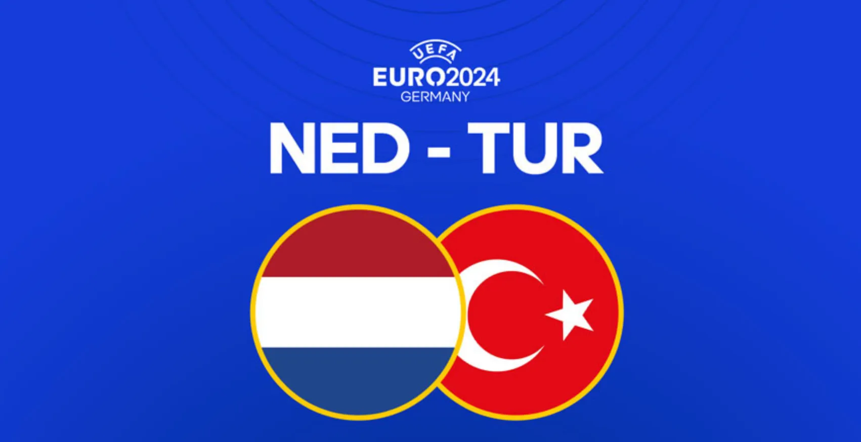 De toon is gezet: Turkse fans verstoren de nachtrust van het Nederlands-elftal met gigantische hoeveelheid vuurwerk