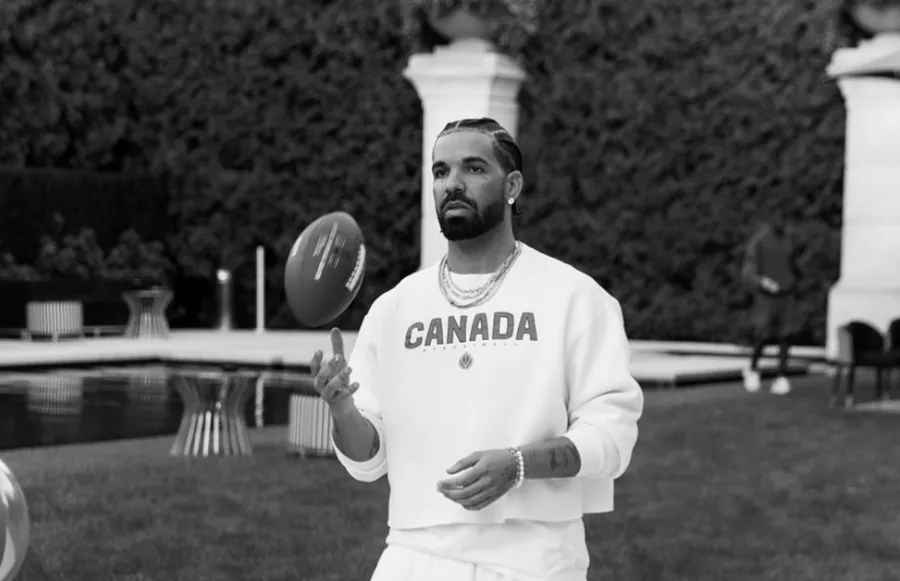 Drake maakt zich op voor de release van een nieuw album met een opvallende producer