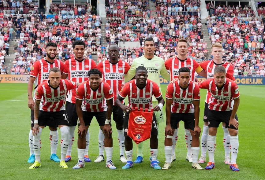 PSV-speler weigert te spelen, trainer Bosz reageert woedend op ‘onbegrijpelijke’ keuze