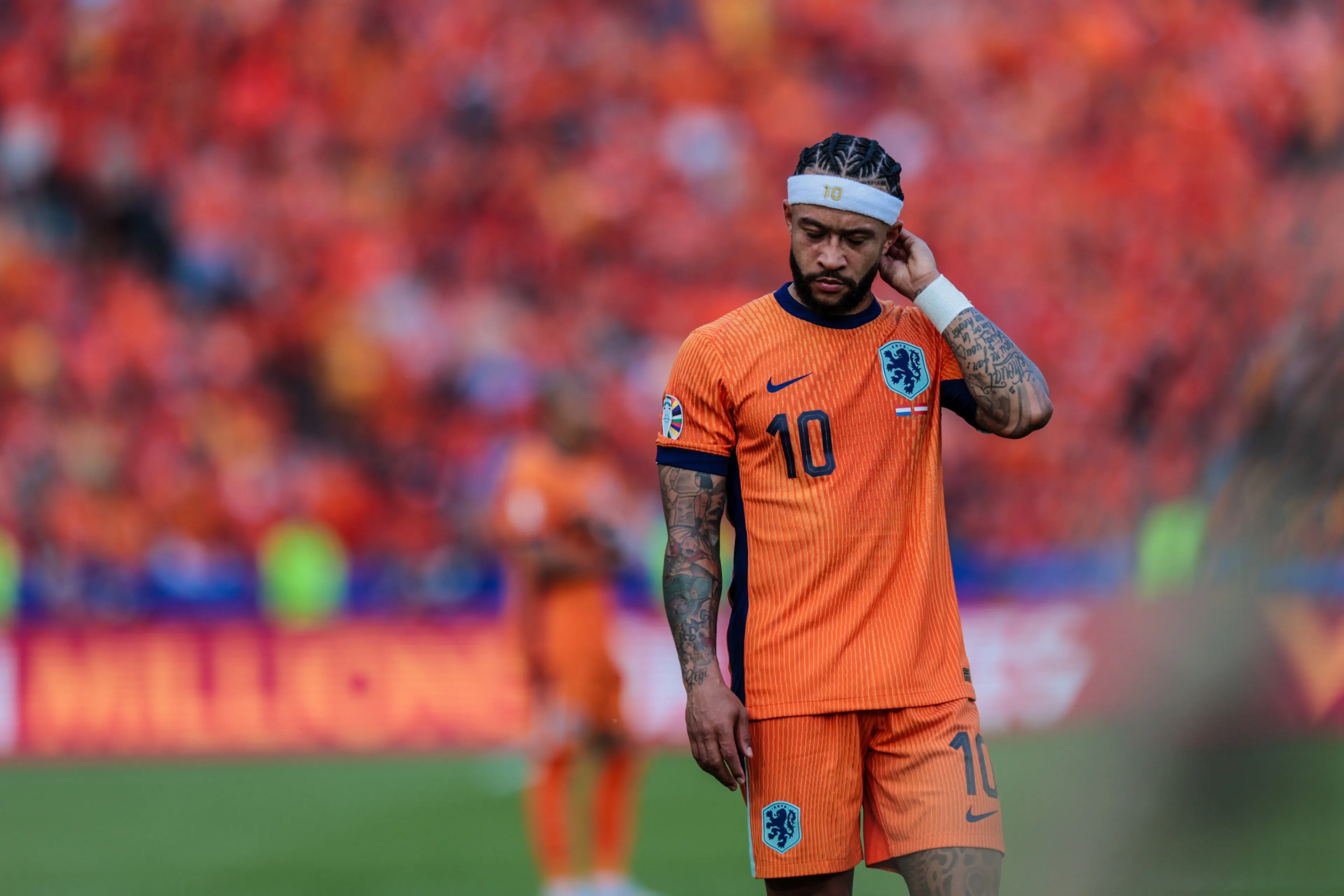 Geruchten uit Italië: ‘Memphis Depay aangeboden bij Al Nassr om teamgenoot van Cristiano Ronaldo te worden’