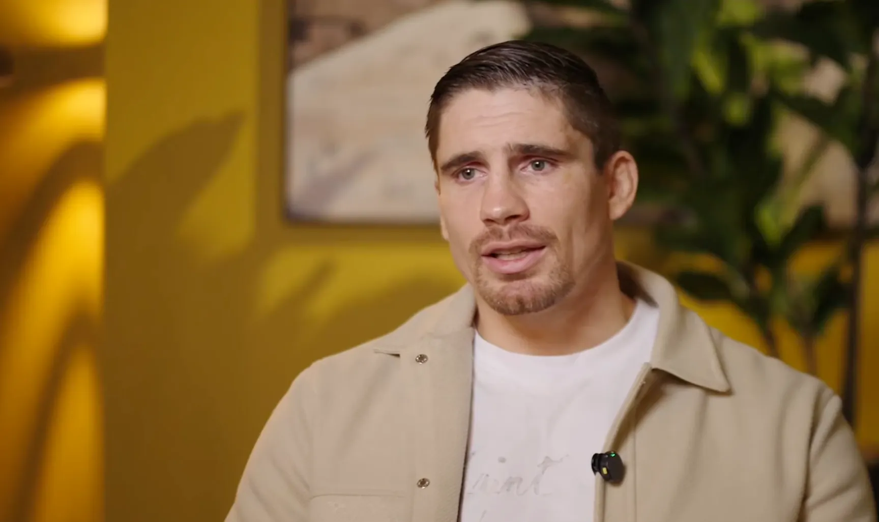 Rico Verhoeven waarschuwt tegenstander Levi Rigters: "Verwar vriendelijkheid niet met zwakte"