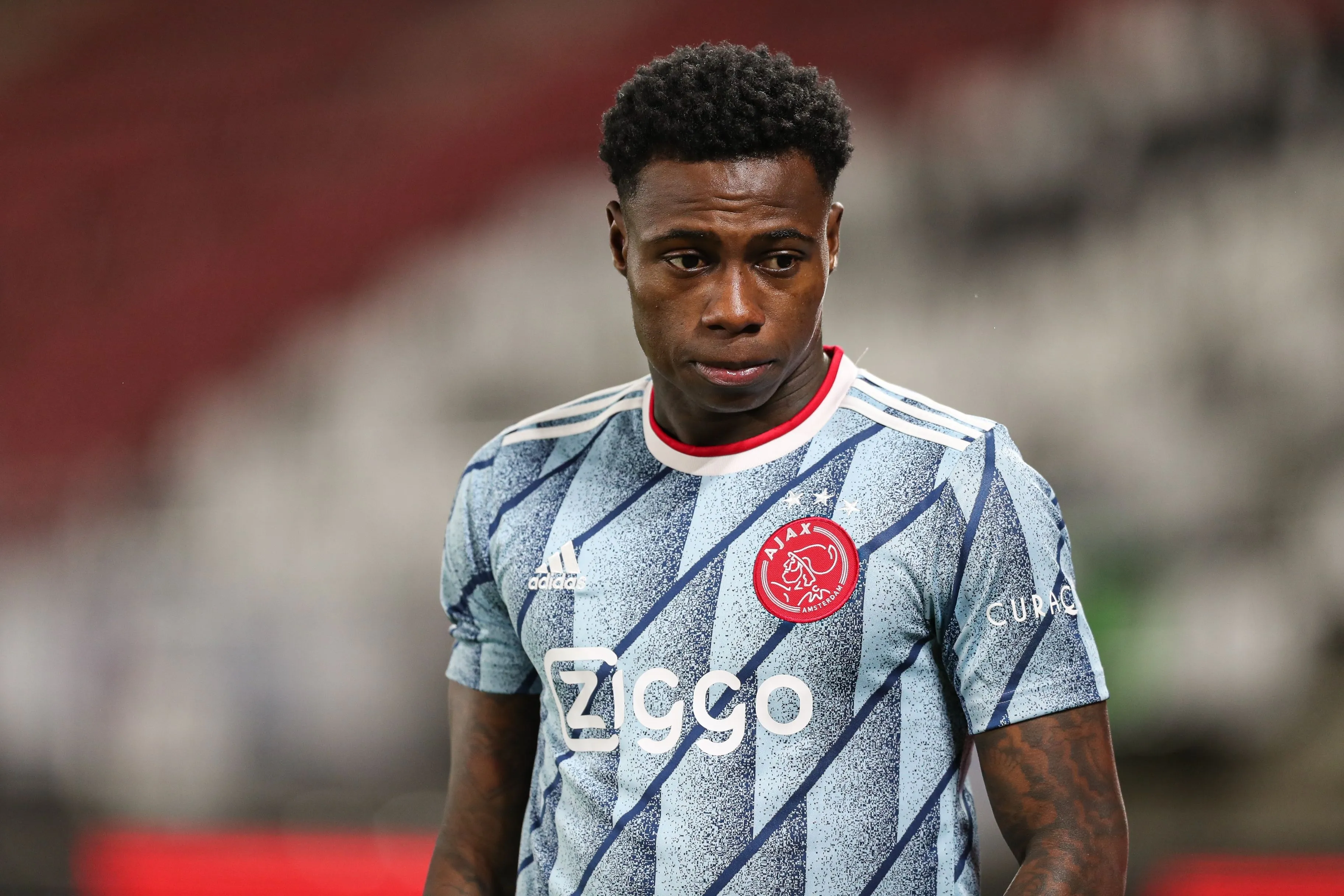 Quincy Promes werd tijdens zijn Ajax-tijd al gewaarschuwd door politie: "Als zij onder vuur worden genomen, zit jij ernaast"