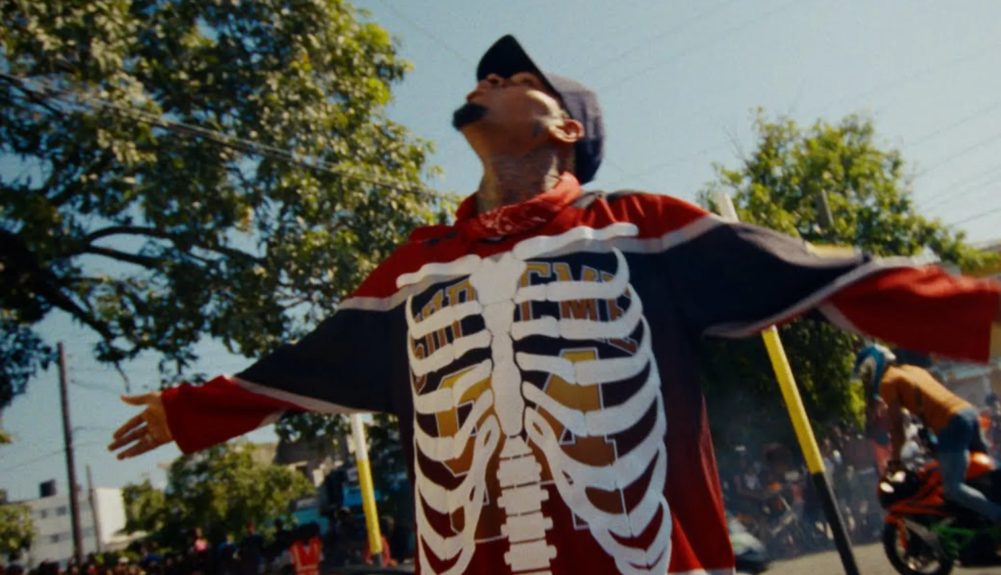 Chris Brown klaagt documentairemakers aan en eist 500 miljoen schadevergoeding voor A History of Violence docu
