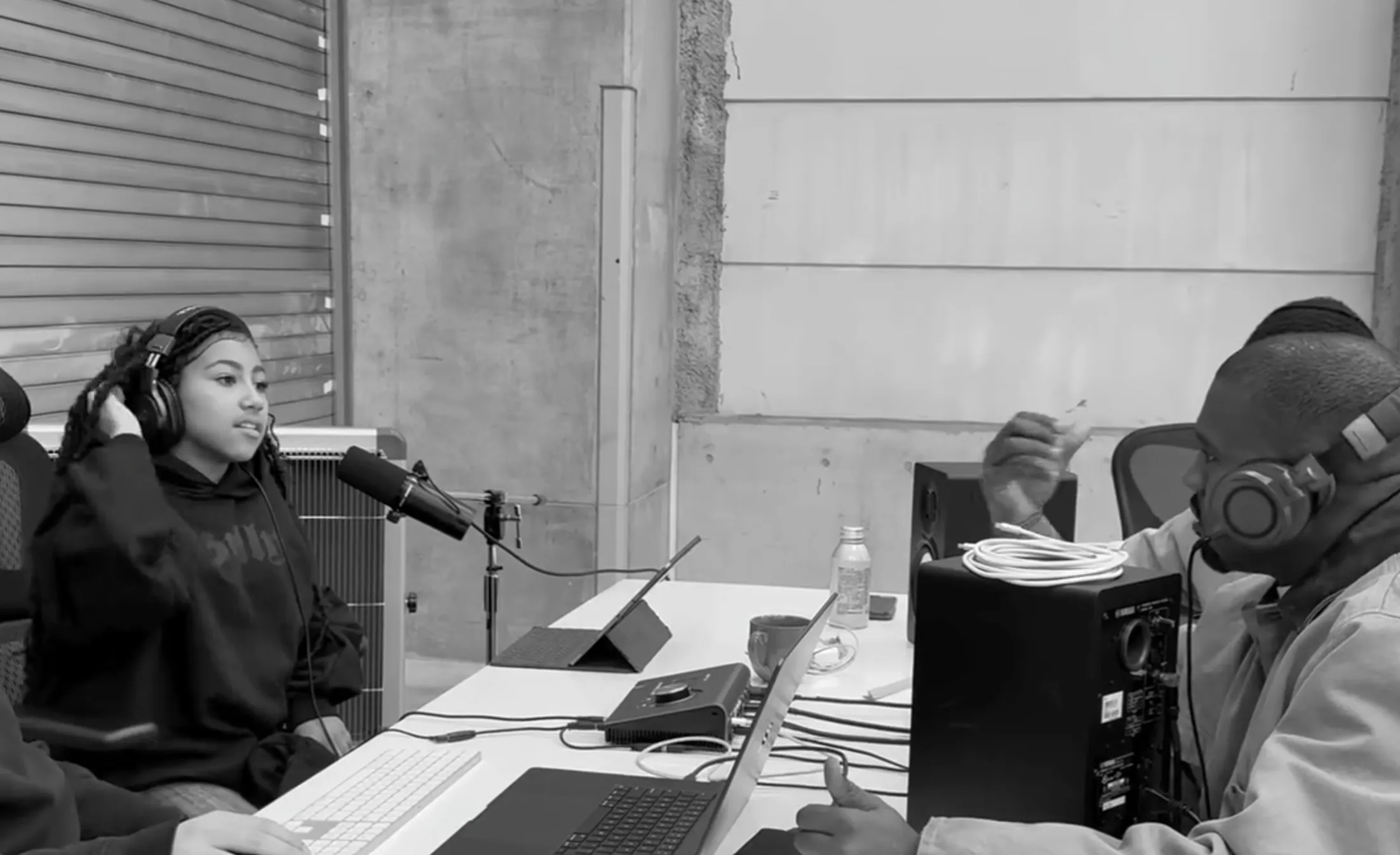 Kanye West teaset Elementary School Dropout album van zijn dochter North met nieuwe beelden